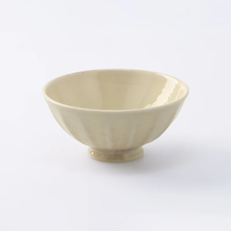 美濃焼　ソギ茶碗　クリーム